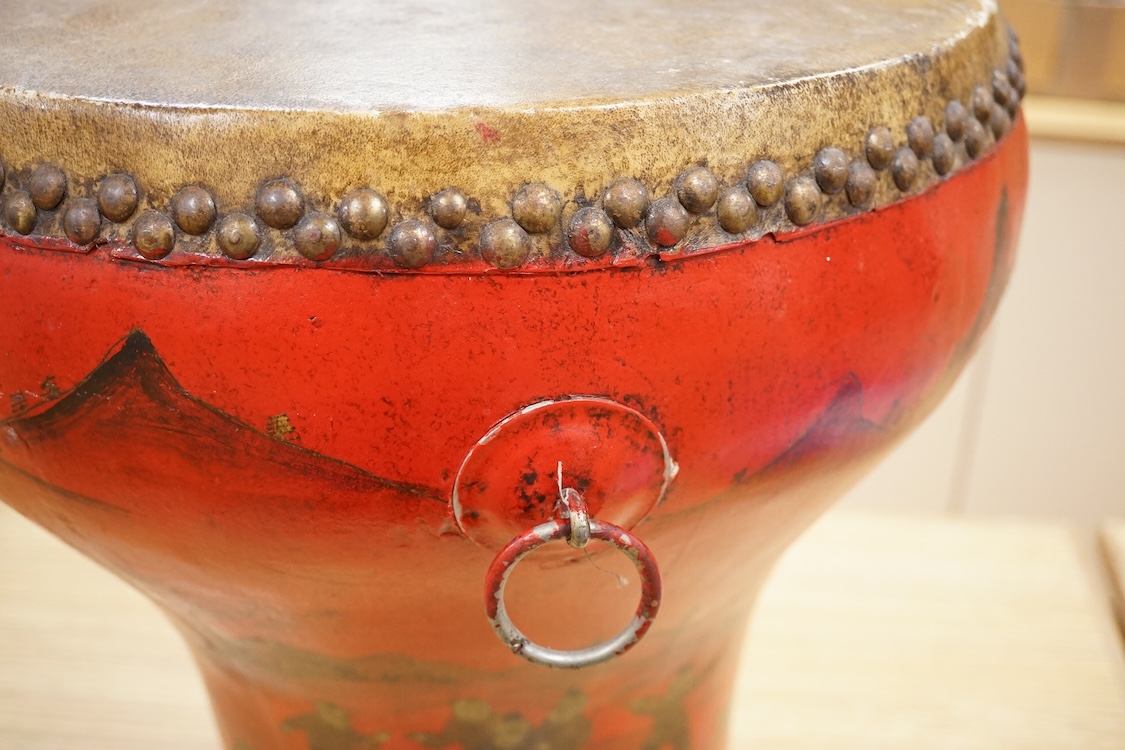 A Chinese red lacquer drum, 39.5cm